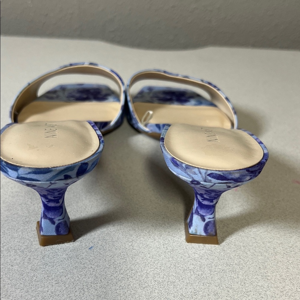 Nine West Floral Blue Heels - Picture 7 of 8